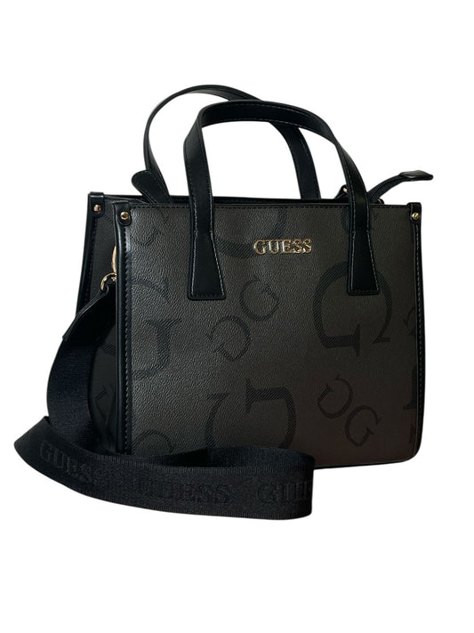 Bolsa GUESS Negra Mediana con Asa Gruesa – Elegancia Urbana y Versatilidad